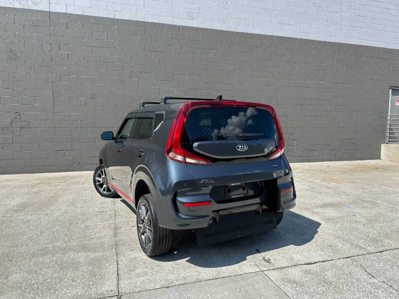 2021 Kia Soul GT-Line