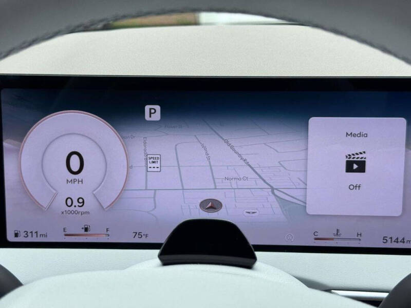 2026 Genesis GV70 2.5T Advanced
