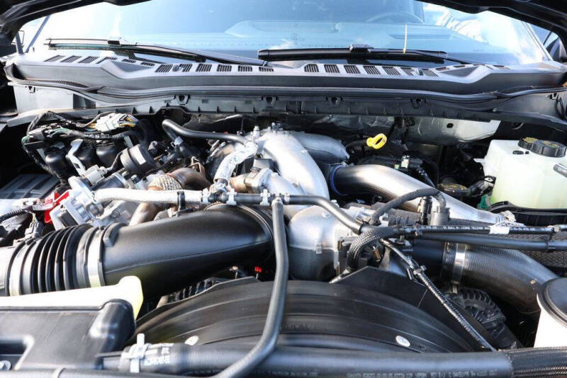 2025 Ford F-350 Super Duty Lariat