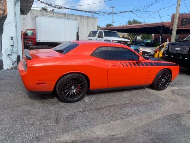 2009 Dodge Challenger SRT8
