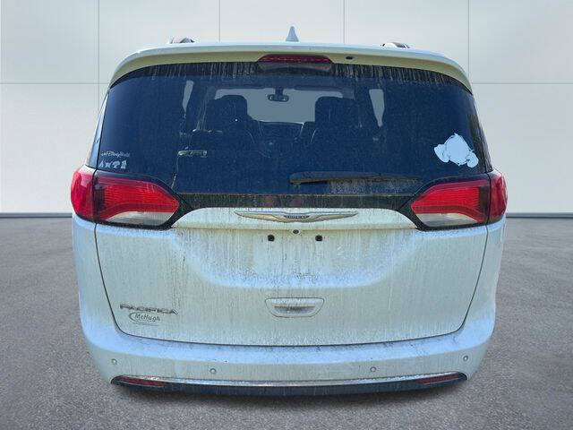2018 Chrysler Pacifica Touring L Plus