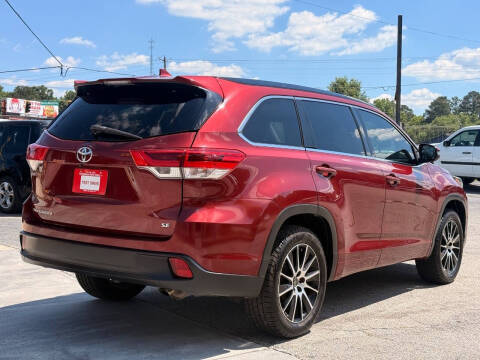 2018 Toyota Highlander SE