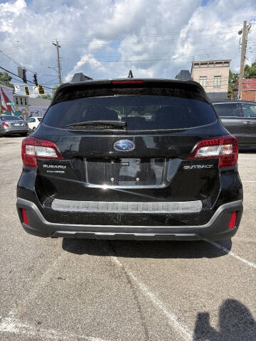 2018 Subaru Outback 2.5i Premium