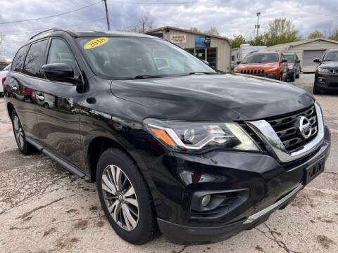 2018 Nissan Pathfinder for sale at Stiener Automotive Group in Columbus OH