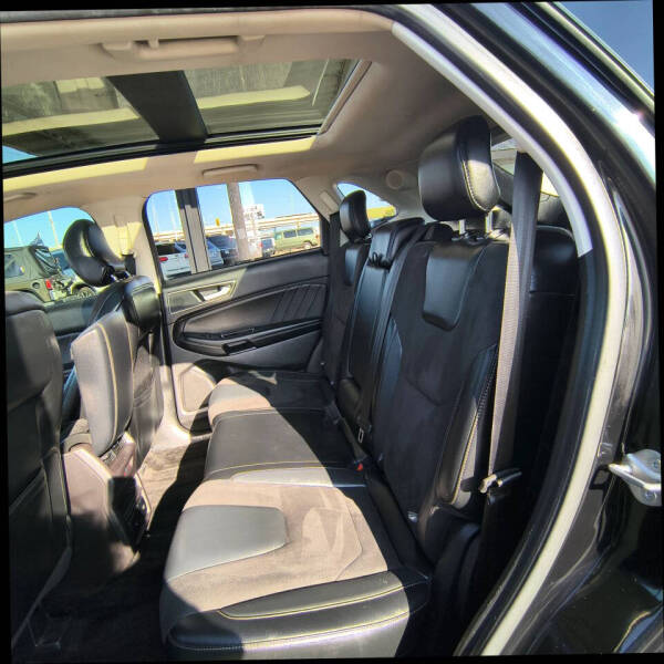 2017 Ford Edge Sport