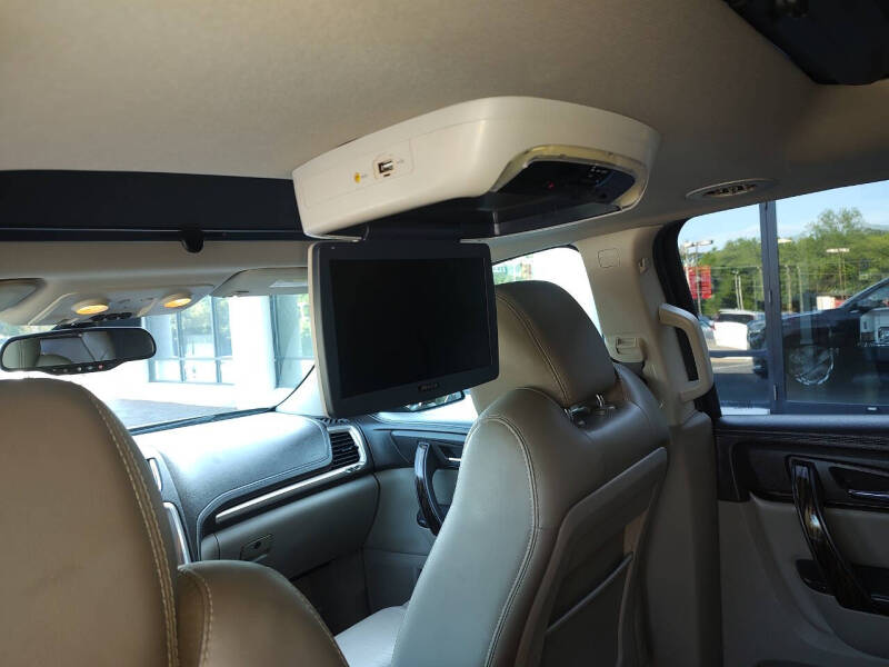 2016 GMC Acadia Denali