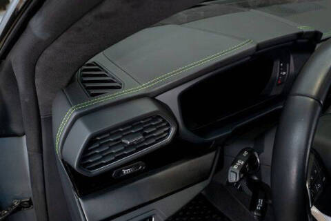 2022 Lamborghini Urus