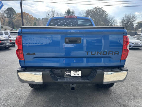 2018 Toyota Tundra SR5