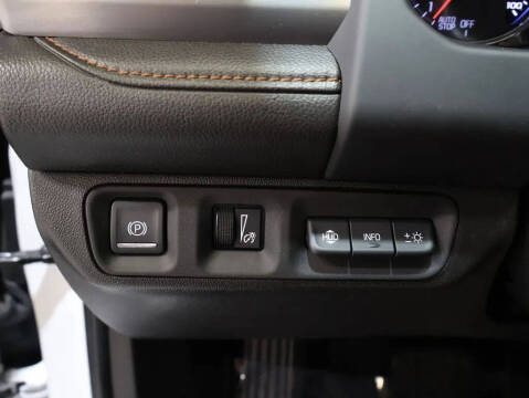 2021 GMC Acadia AT4