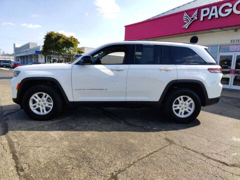 2023 Jeep Grand Cherokee Laredo