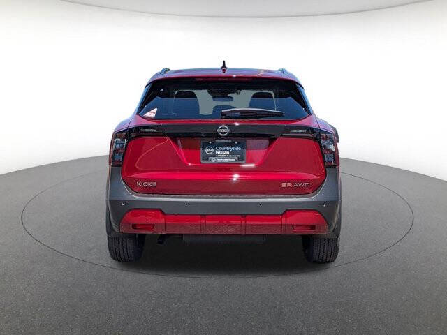 2026 Nissan Kicks SR