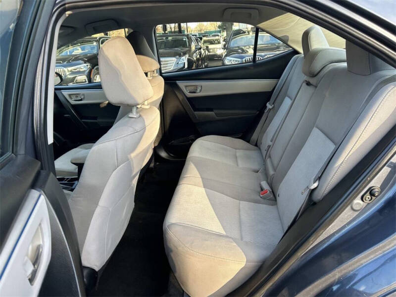 2016 Toyota Corolla LE