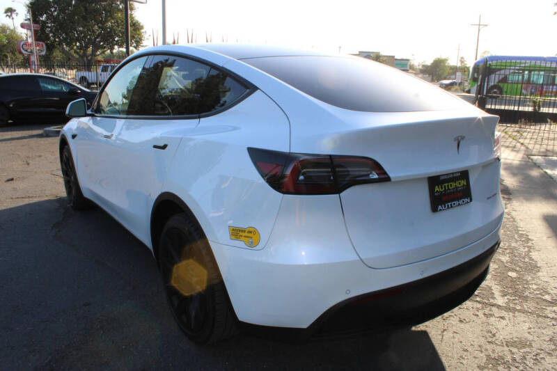 2022 Tesla Model Y Long Range