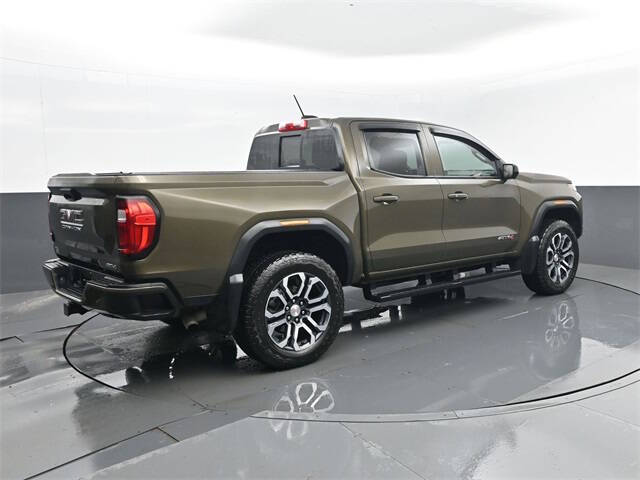 2024 GMC Canyon AT4