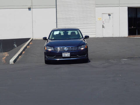 2015 Volkswagen Passat 1.8T Wolfsburg Edition