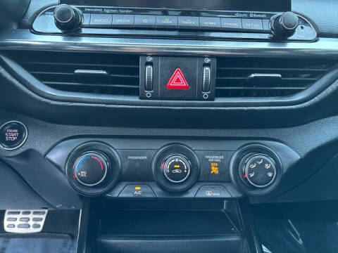 2021 Kia Forte GT Line