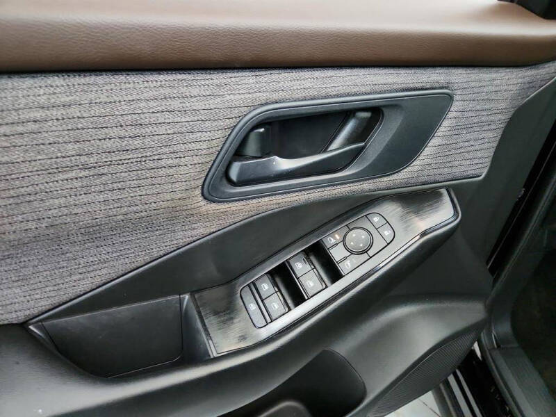 2023 Nissan Rogue S