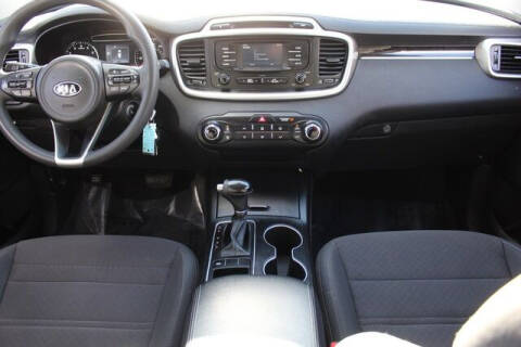 2017 Kia Sorento LX V6