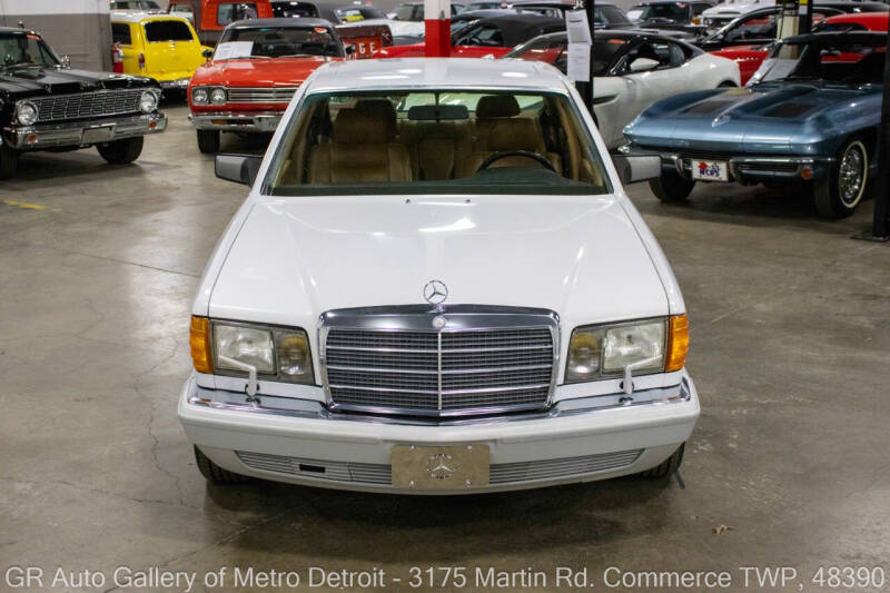 1991 Mercedes-Benz 560-Class 560 SEL