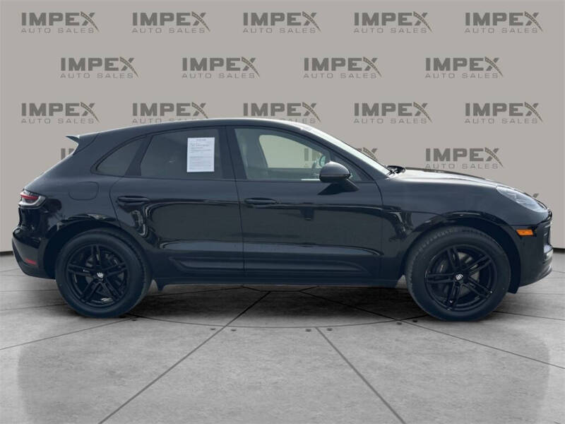 2022 Porsche Macan