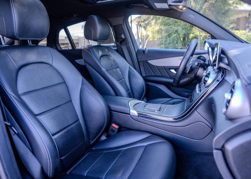 2022 Mercedes-Benz GLC GLC 300 4MATIC