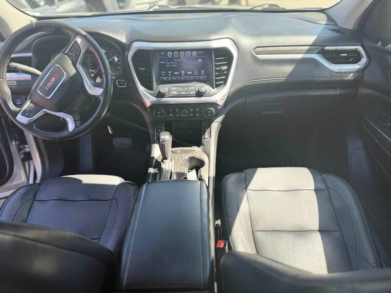 2019 GMC Acadia SLT-1