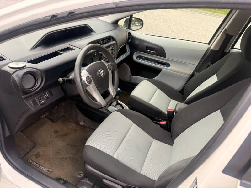 2013 Toyota Prius c Two