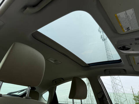 2014 Toyota Prius Three