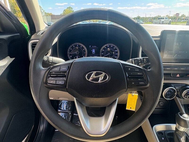 2020 Hyundai Venue SEL