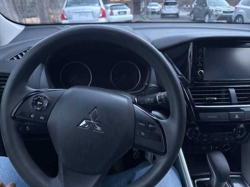 2024 Mitsubishi Eclipse Cross ES