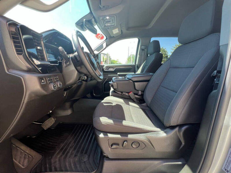 2025 Chevrolet Silverado 3500HD