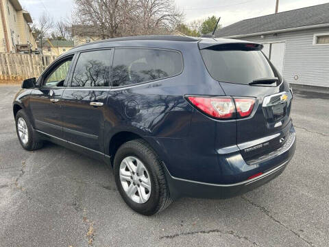 2017 Chevrolet Traverse LS