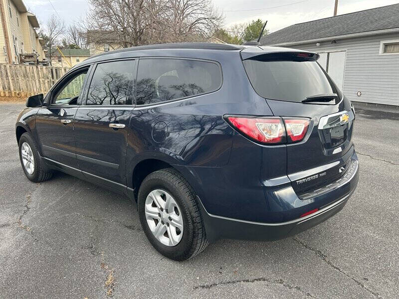 2017 Chevrolet Traverse LS
