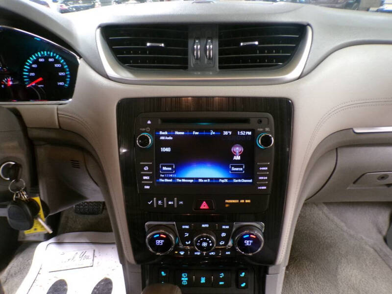 2017 Chevrolet Traverse LT