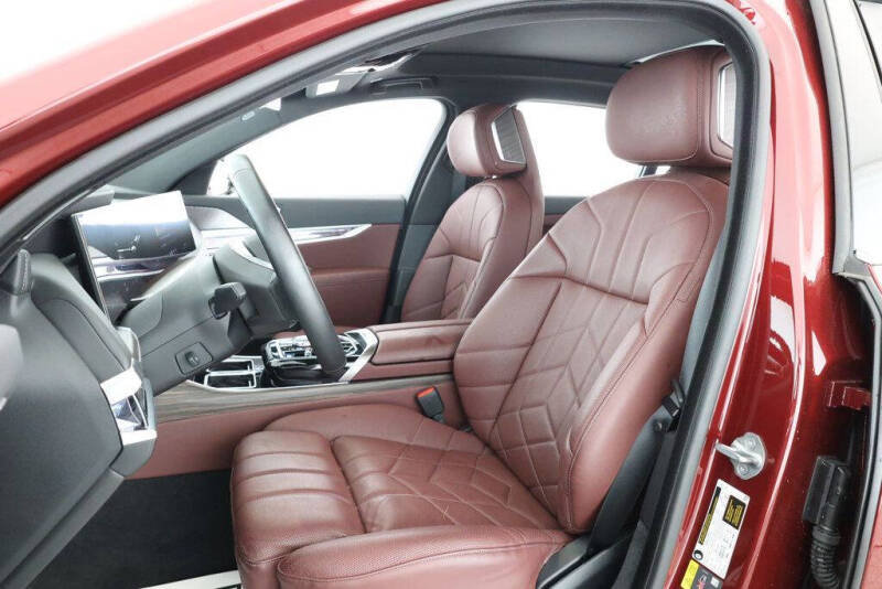 2024 BMW i7 eDrive50