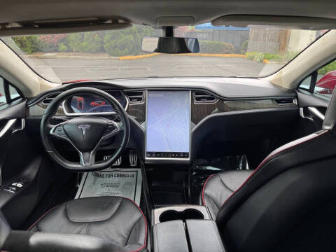 2013 Tesla Model S Performance