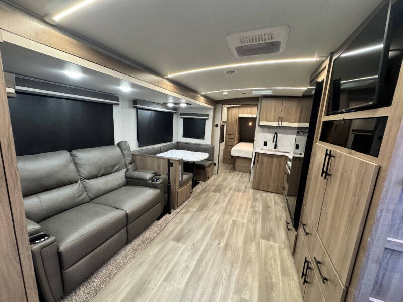 2024 Grand Design RV Imagine