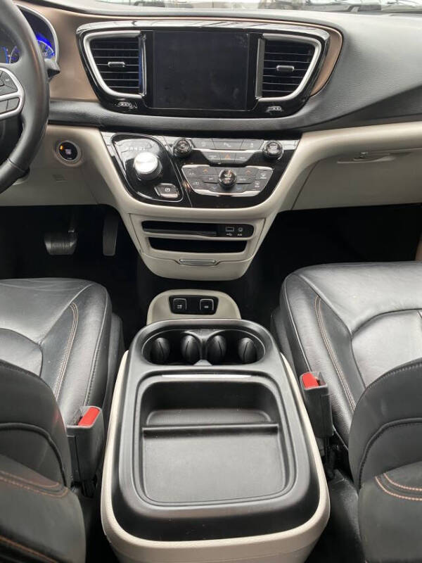 2017 Chrysler Pacifica