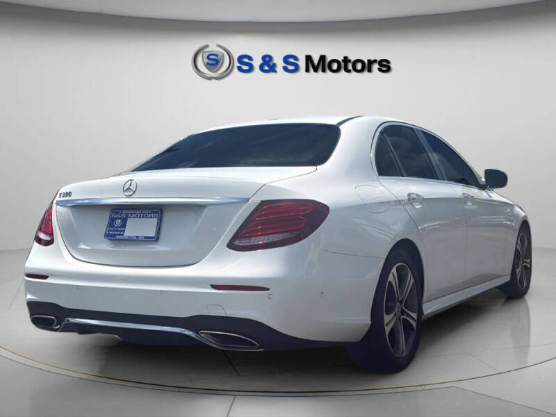2018 Mercedes-Benz E-Class E 300