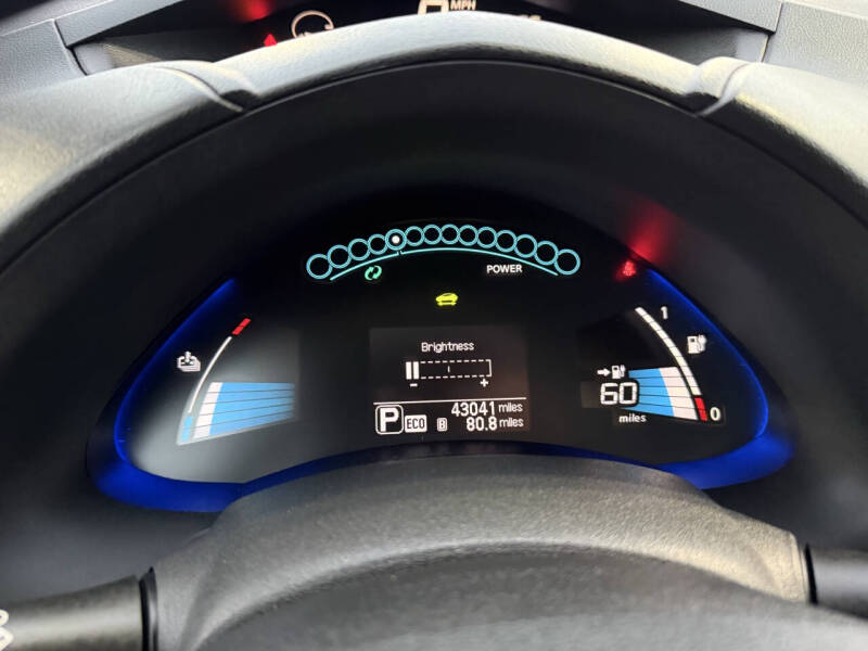 2017 Nissan LEAF S