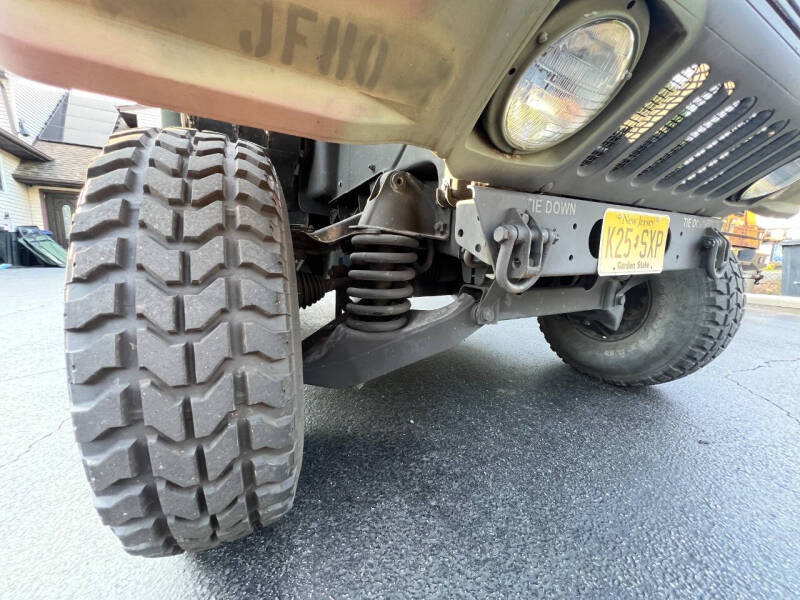 1988 AM General M1097R1 HMMWV