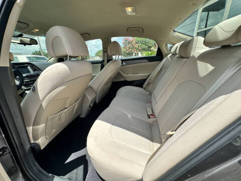 2017 Hyundai Sonata SE