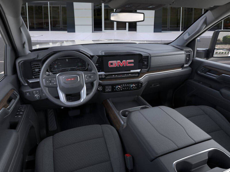 2026 GMC Sierra 3500HD CC SLE