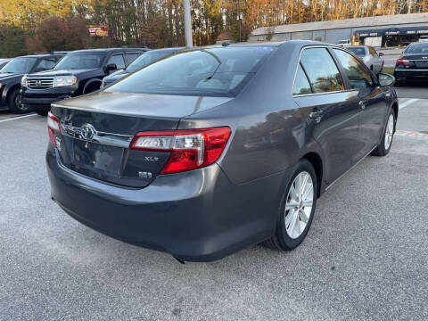 2014 Toyota Camry Hybrid XLE