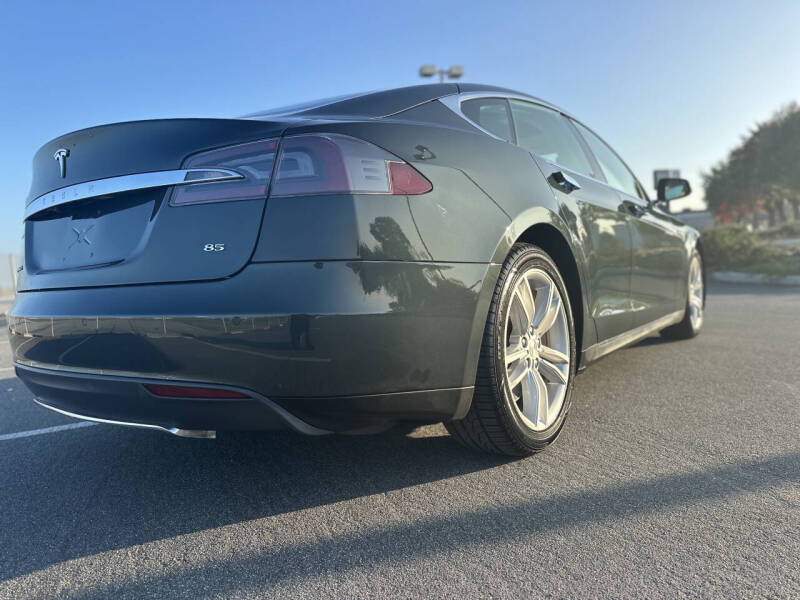 2013 Tesla Model S