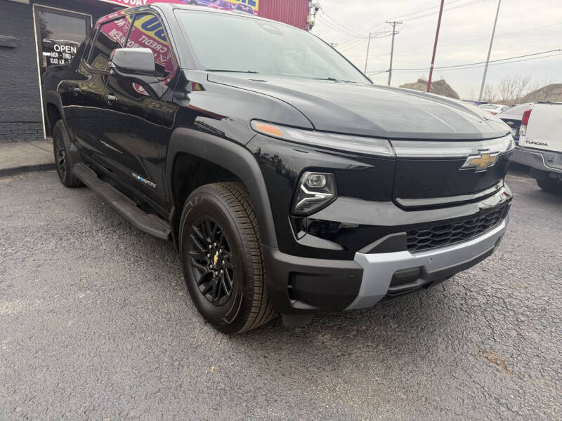 2025 Chevrolet Silverado EV LT