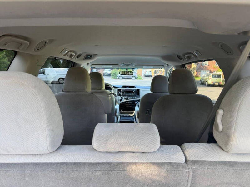 2013 Toyota Sienna