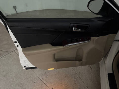 2014 Toyota Camry XLE V6