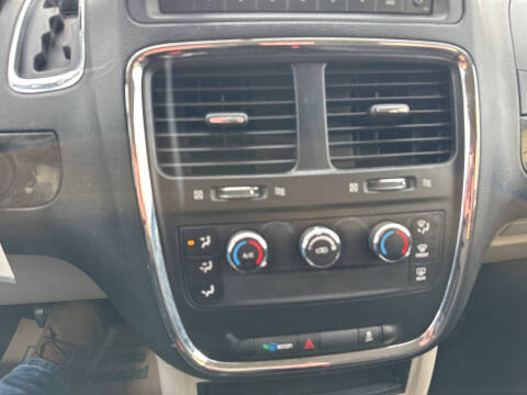 2014 Dodge Grand Caravan SE