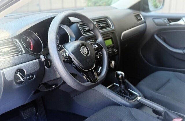 2015 Volkswagen Jetta